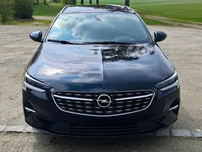 Gebraucht Opel Insignia Elegance 174 PS (127 kW) 2021 Schwarz Kombi