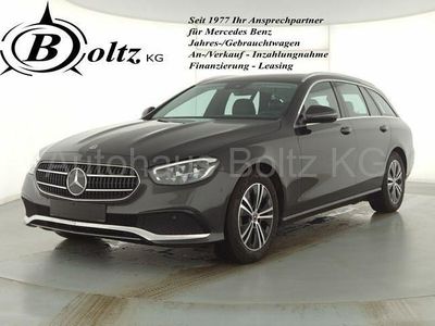 Gebraucht Mercedes E220 Avantgarde 194 PS (142 kW) 2023 Grau Kombi