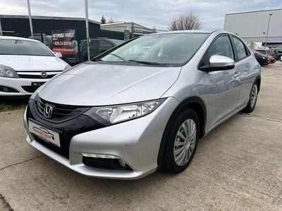Grau Gebraucht 2014 Honda Civic Comfort Limousine | 5.499 € (Fairer Preis)