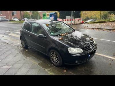 VW Golf V
