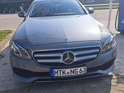 Gebraucht Mercedes E220 Avantgarde 194 PS (142 kW) 2017 Limousine