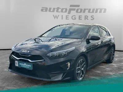 Gebraucht Kia Ceed 101 PS (74 kW) 2025 (1k) zilinaschwarz met. Kleinwagen