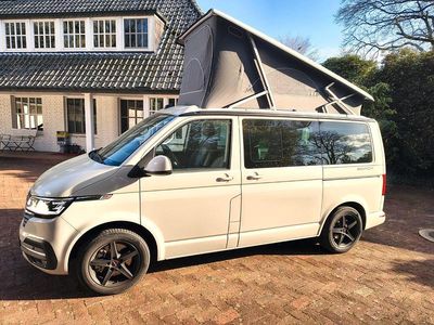 Usata VW California Beach 204 CV (150 kW) 2024 Grigio Furgone