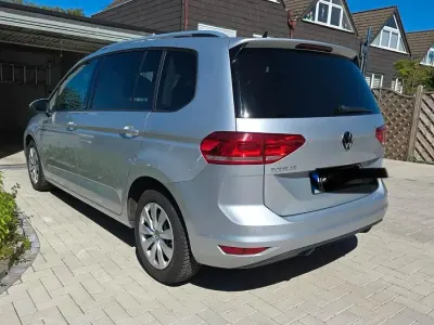 Gebraucht VW Touran Active 150 PS (110 kW) 2021 Silber Van / Kleinbus