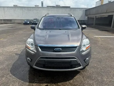 Gebraucht Ford Kuga 140 PS (102 kW) 2012 Braun SUV