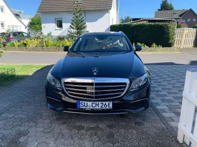 Second-hand Mercedes E300 306 CP (225 kW) 2020 Negru Break