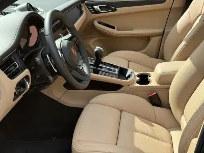 Ny Porsche Macan 265 HK (194 kW) 2025 Sort SUV
