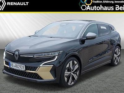 Schwarz Gebraucht 2022 Renault Megane E-Tech Iconic Limousine | 32.990 € (Teuer)