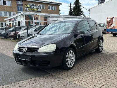 Gebraucht VW Golf V Trendline 80 PS (58 kW) 2007 Black magic perleffekt Kleinwagen