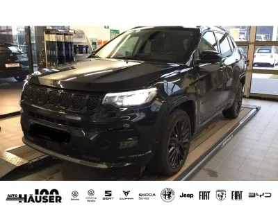 Second-hand Jeep Compass Altitude 131 CP (96 kW) 2023 Negru SUV