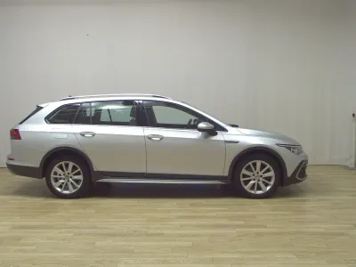 Gebraucht VW Golf Alltrack 200 PS (147 kW) 2022 Silber Kombi