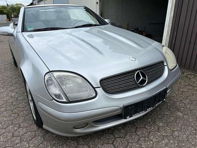 Usata Mercedes SLK200 163 CV (119 kW) 2001 Grigio Cabrio