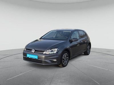Indiumgrau metallic Gebraucht 2017 VW Golf Sound Limousine | 16.680 € (Fairer Preis)
