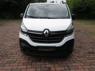 Gebraucht Renault Trafic Komfort 145 PS (106 kW) 2020 Weiß Van / Kleinbus