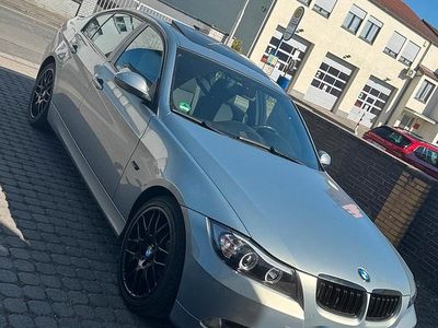 Używany BMW 320 150 KM (110 kW) 2006 Niebieski Sedan/Limuzyna