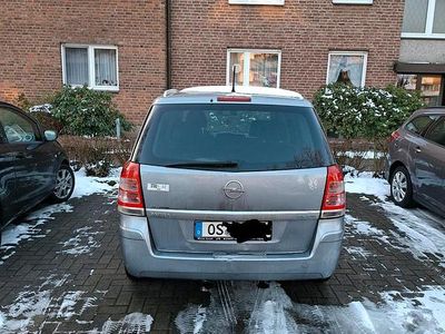 Gebraucht Opel Zafira 116 PS (85 kW) 2009 Silber Van / Kleinbus