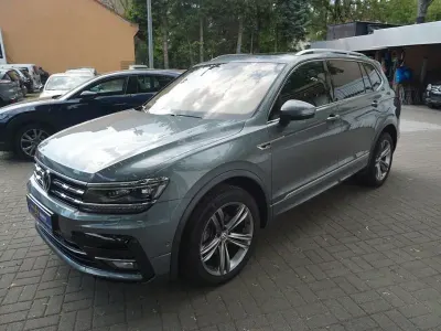Gebraucht VW Tiguan Allspace R-line 150 PS (110 kW) 2019 Grau SUV