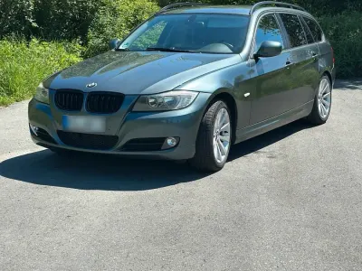 Gebraucht BMW 320 177 PS (130 kW) 2009 Kombi