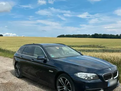 Gebraucht BMW 520 184 PS (135 kW) 2013 Blau Kombi