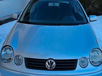 Gebraucht VW Polo 50 PS (36 kW) 2000 Silber Kleinwagen