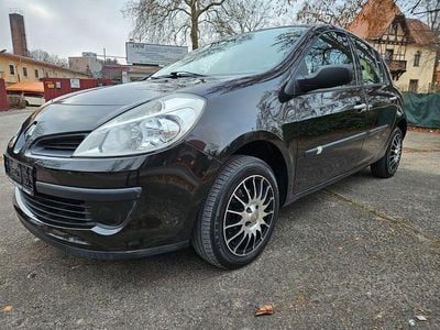 Schwarz Gebraucht 2009 Renault Clio III Extreme Kleinwagen | 3.890 € (Etwas zu teuer)