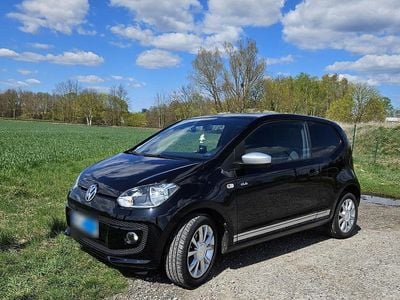Usata VW up! CLUB 75 CV (55 kW) 2016 Nero Utilitaria
