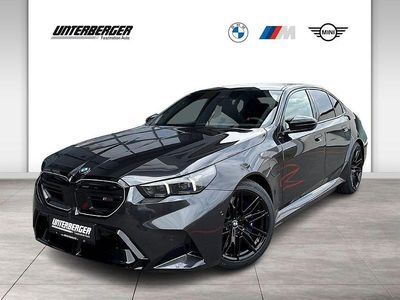 Neu BMW M5 Sport Line 727 PS (534 kW) 2026 Grau Limousine