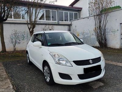Gebraucht Suzuki Swift Club 94 PS (69 kW) 2011 Weiß Kleinwagen