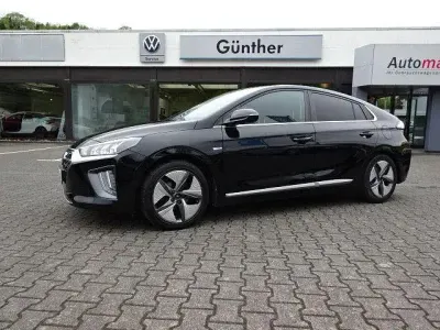 Gebraucht Hyundai Ioniq Premium 105 PS (77 kW) 2019 Schwarz Kleinwagen
