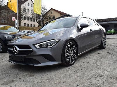 Gebraucht Mercedes CLA200 150 PS (110 kW) 2023 Mountaingrau (metallic) Limousine