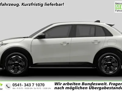 Neu Fiat 600 Icon 145 PS (106 kW) 2025 Cinema schwarz SUV