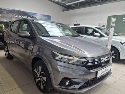 Neu Dacia Sandero Expression 101 PS (74 kW) 2026 Grau Limousine