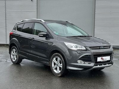 Gebraucht Ford Kuga Individual 150 PS (110 kW) 2016 Grau SUV