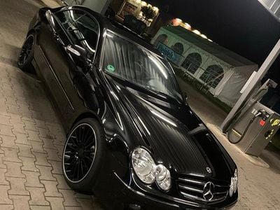 Gebraucht Mercedes CLK200 184 PS (135 kW) 2009 Schwarz Coupé