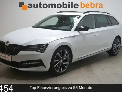 Gebraucht Skoda Superb SportLine 150 PS (110 kW) 2021 Moonweiss Kombi