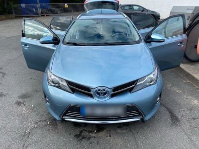 Toyota Auris Hybrid