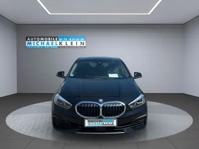 Gebraucht BMW 118 Advantage 150 PS (110 kW) 2023 Schwarz Kleinwagen