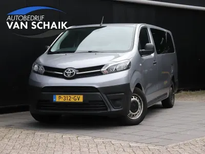 Gebraucht Toyota Proace Cool 120 PS (88 kW) 2022 Grau Van / Kleinbus