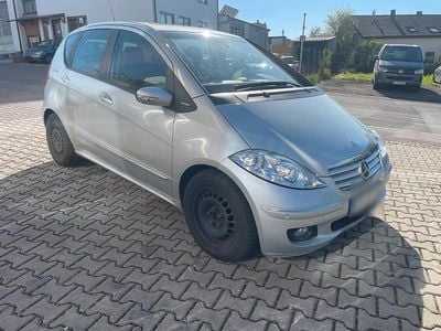 Second-hand Mercedes A180 108 CP (79 kW) 2005 Argintiu Berlinǎ