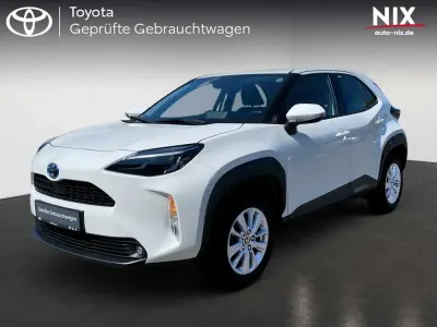Gebraucht Toyota Yaris Cross Comfort 116 PS (85 kW) 2022 Weiß SUV