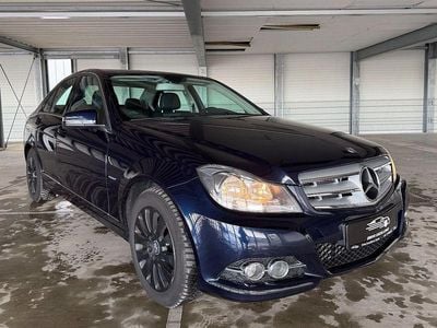 Gebraucht Mercedes C200 184 PS (135 kW) 2011 Blau Limousine