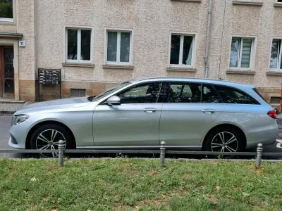Gebraucht Mercedes E220 2019 Silber Kombi