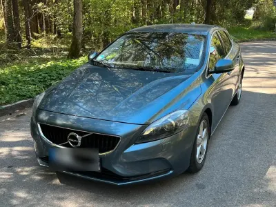 Usata Volvo V40 120 CV (88 kW) 2013 Utilitaria