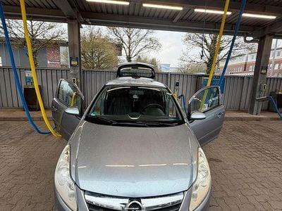 Occasion Opel Corsa 80 PK (58 kW) 2007 Zilver Hatchback