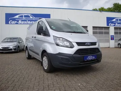 Używany Ford Transit Custom 105 KM (77 kW) 2017 Srebrny Minivan