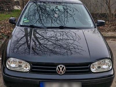 Gebraucht VW Golf IV 2001 Schwarz Kleinwagen