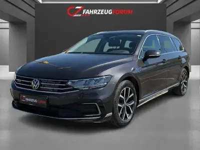 Używany VW Passat Business 156 KM (114 kW) 2021 Szary Kombi