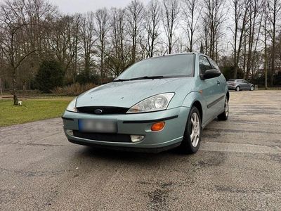 Gebraucht Ford Focus 116 PS (85 kW) 2000 Grün Limousine