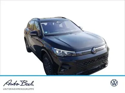 Gebraucht VW Tiguan R-line 193 PS (141 kW) 2025 Grenadillschwarz metallic SUV