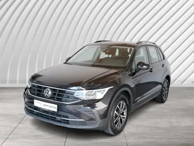 Gebraucht VW Tiguan Life 150 PS (110 kW) 2023 Deep black perleffekt SUV